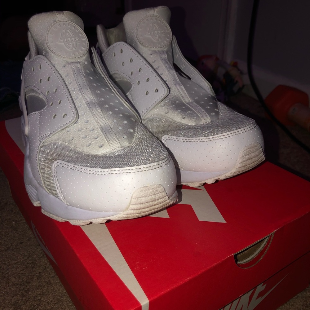 White Huaraches ! Selling for low price !!